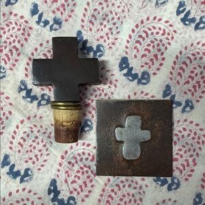 Jan Barboglio Cross Bottle Stopper